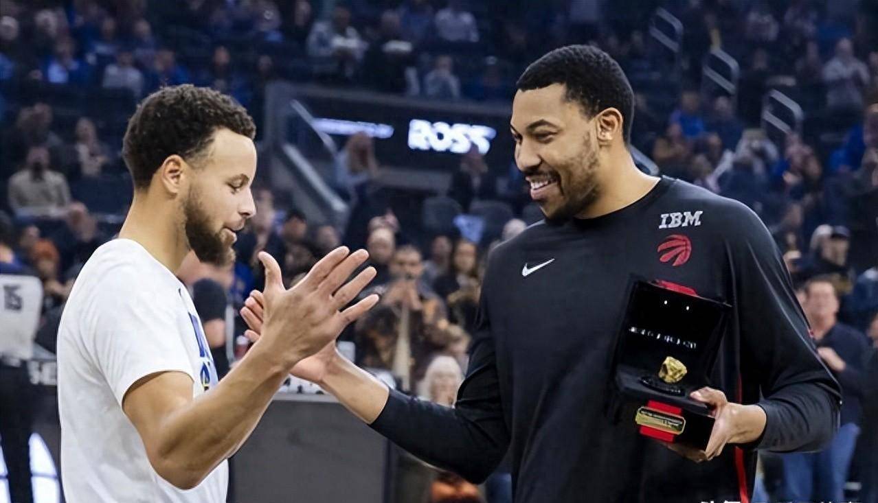 爵士血洗勇士B队,波特制霸全场 爵士血洗勇士B队,波特制霸全场