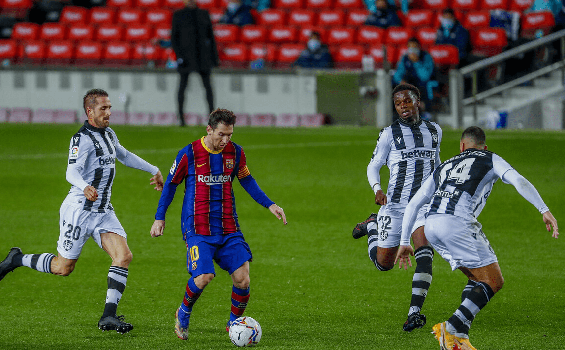 秘鲁完胜哥伦比亚,德容绝境逆转 秘鲁完胜哥伦比亚,德容绝境逆转