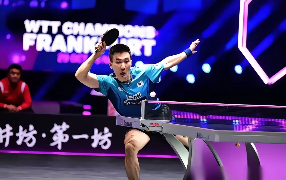 包含英国乒乓球队逆转日本乒乓球队，奥恰洛夫关键制胜的词条