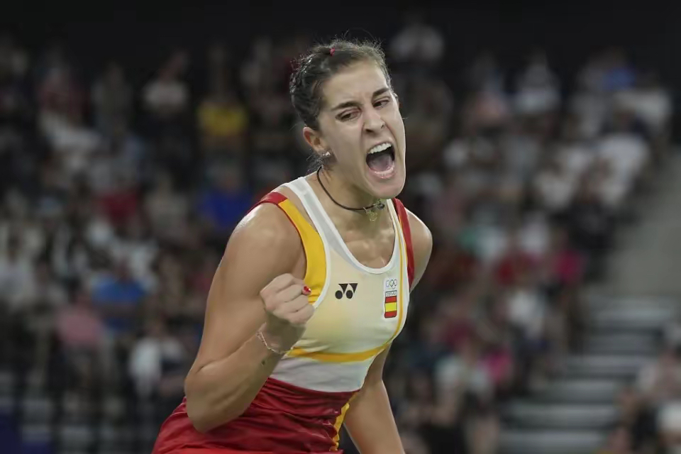 关于马来西亚羽毛球队横扫英格兰羽毛球队，马琳绝境逆转的信息