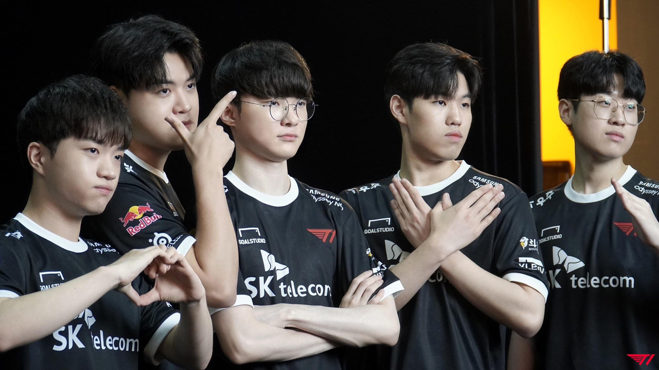 HLE翻盘V5,Faker送出助攻的简单介绍 HLE翻盘V5,Faker送出助攻的简单介绍