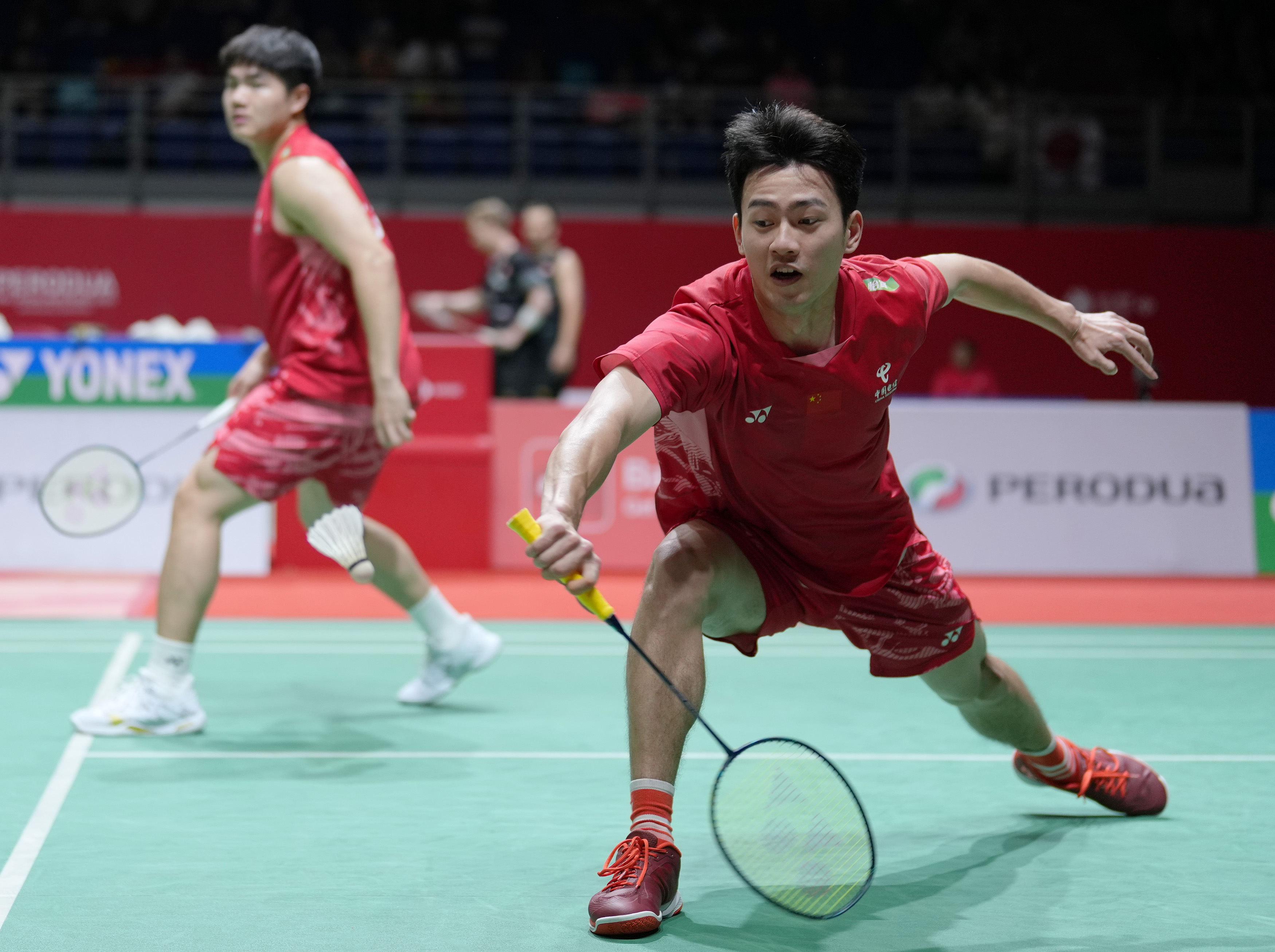 马来西亚羽毛球队碾压英格兰羽毛球队,谌龙制霸全场的简单介绍 马来西亚羽毛球队碾压英格兰羽毛球队,谌龙制霸全场的简单介绍