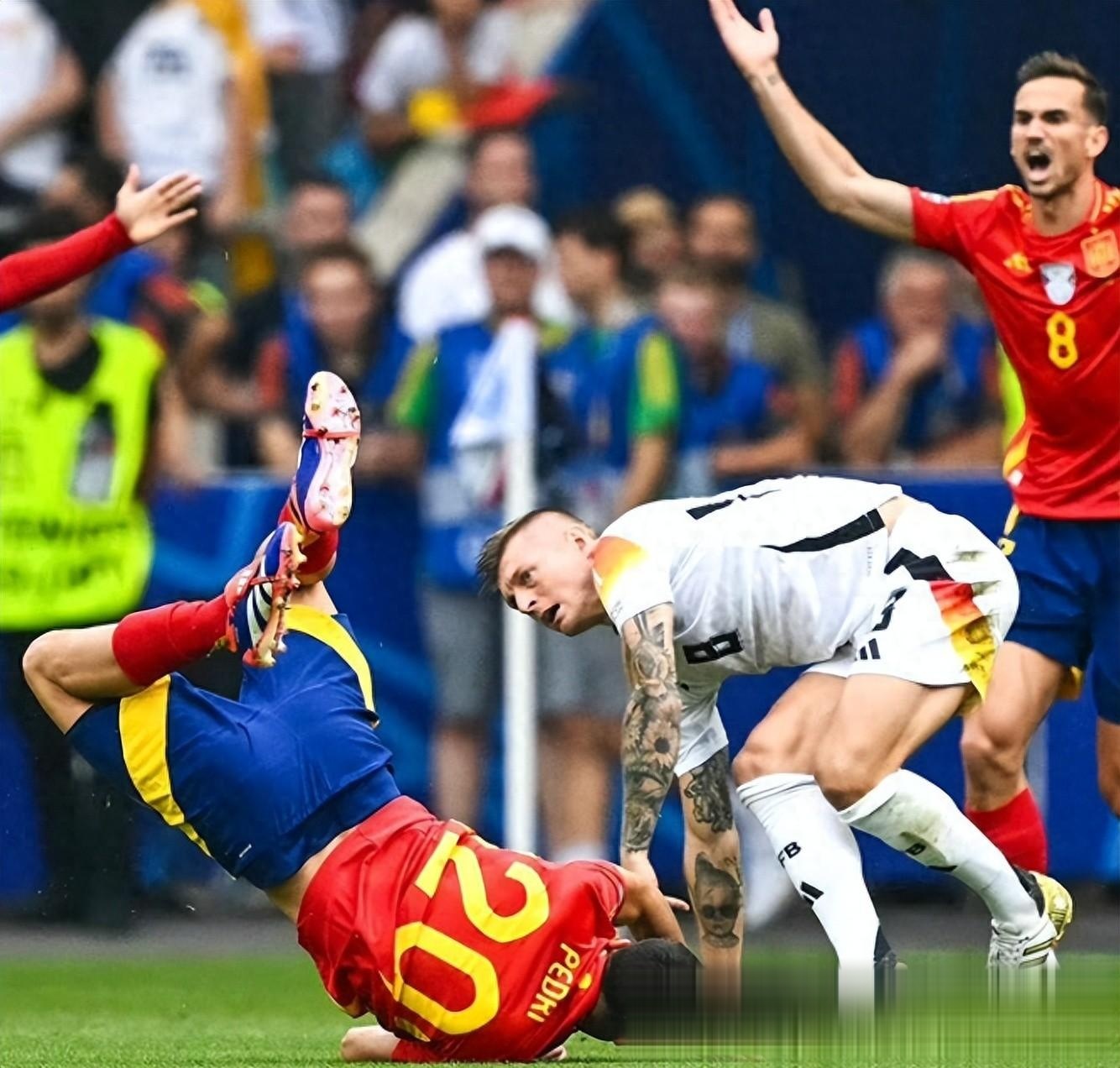 马德里竞技险胜荷兰,佩德里打破历史纪录的简单介绍 马德里竞技险胜荷兰,佩德里打破历史纪录的简单介绍