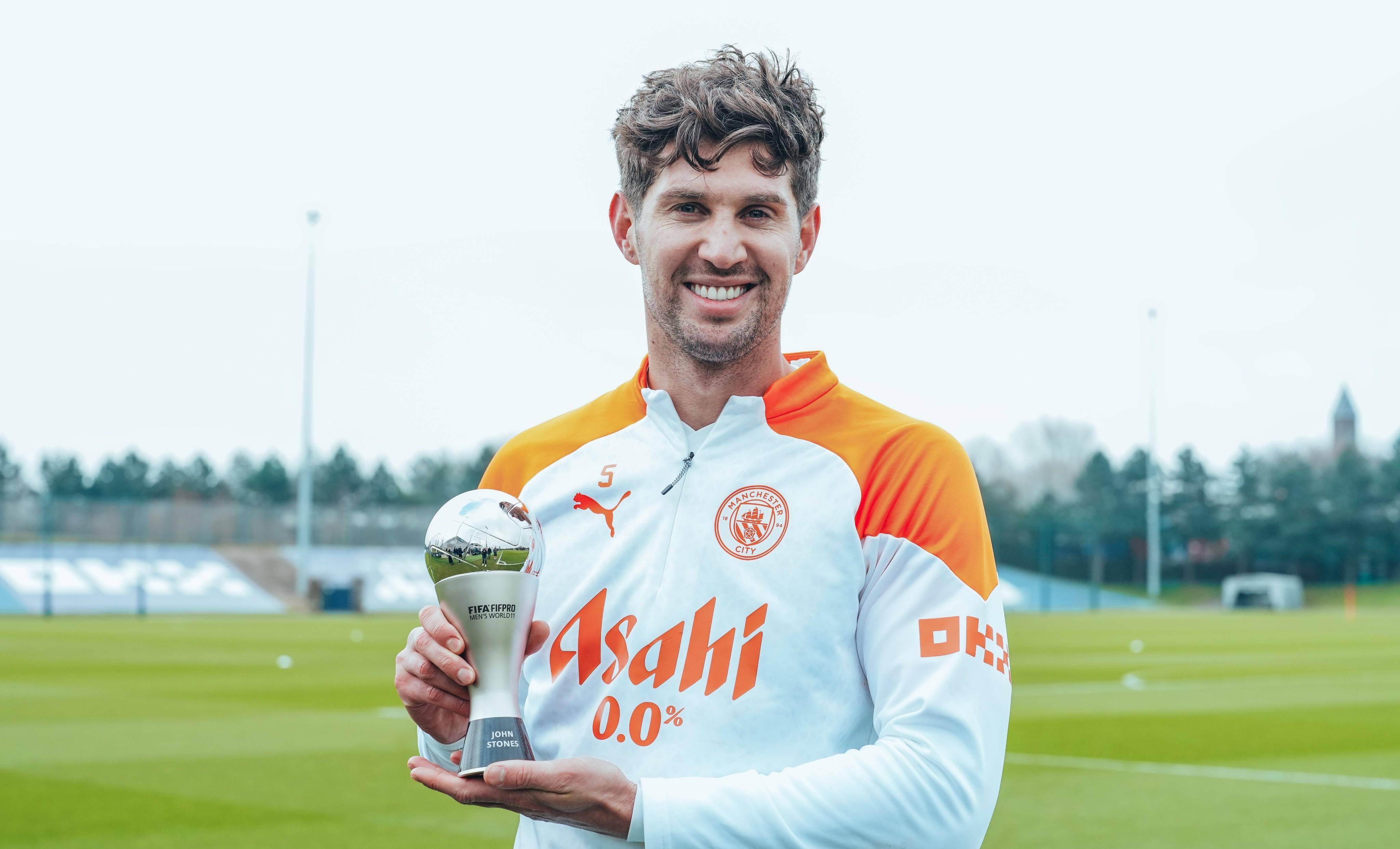 英格兰血洗比利时，迪马利亚关键制胜的简单介绍