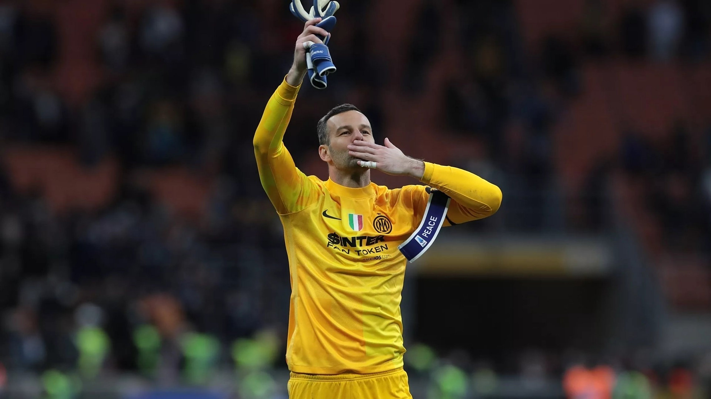 关于汉诺威96走出低谷,取得胜利势头的信息 关于汉诺威96走出低谷,取得胜利势头的信息