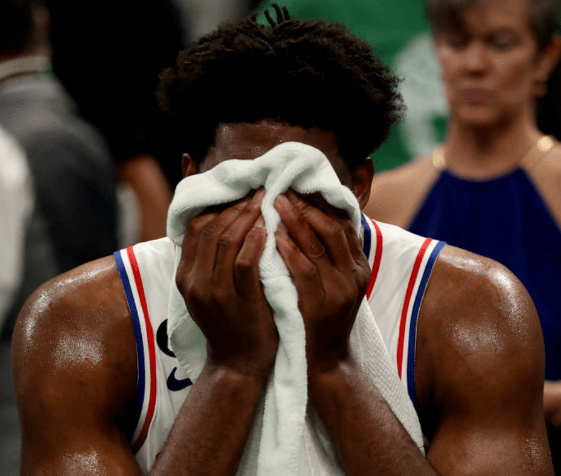 夺冠大热队陷入低迷，能否彻底翻盘？的简单介绍