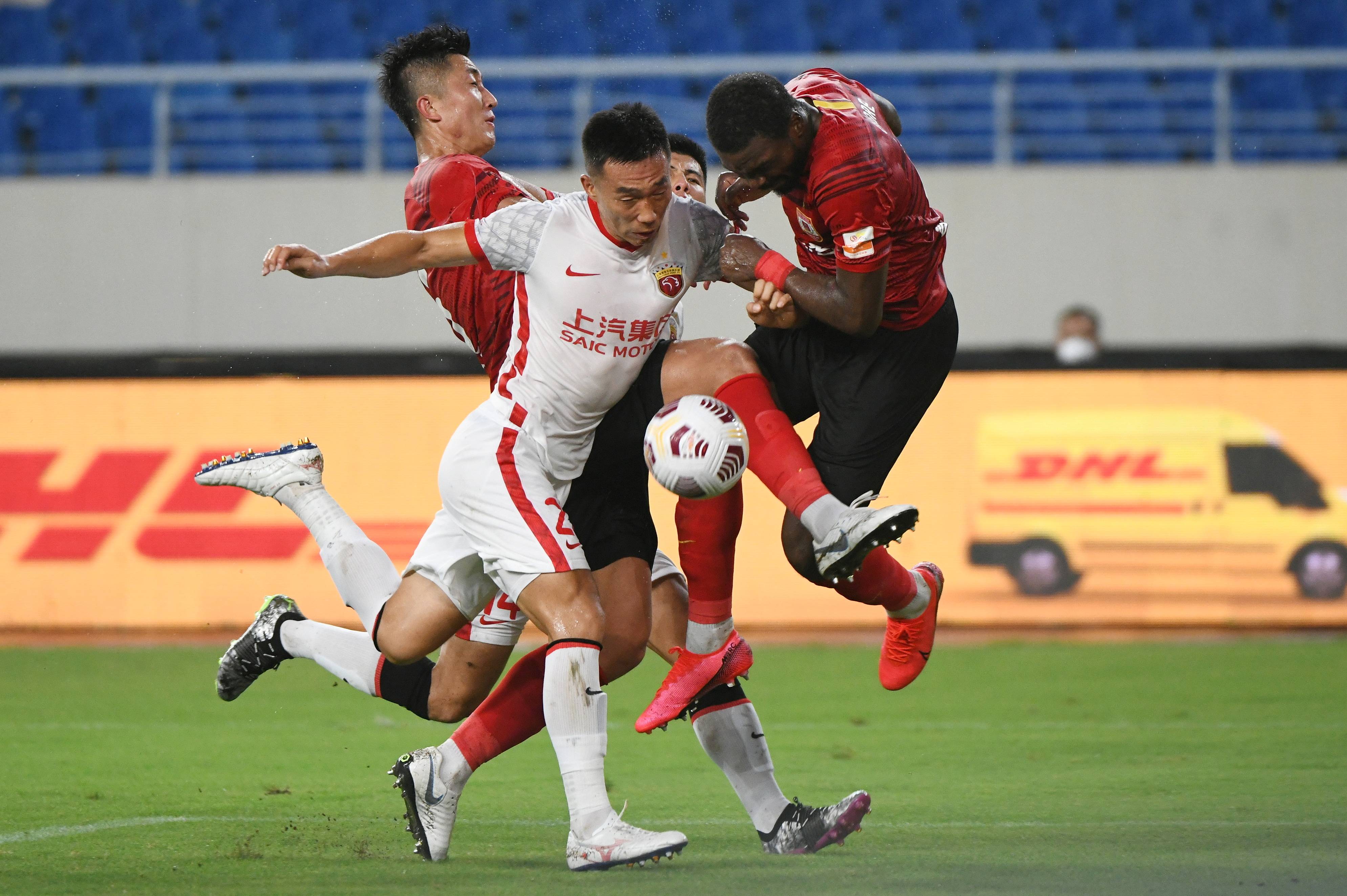 关于超级球星领衔球队，期待新赛季的精彩表现的信息