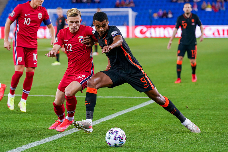 荷兰队在关键时刻实现逆转,豪取三分的简单介绍 荷兰队在关键时刻实现逆转,豪取三分的简单介绍