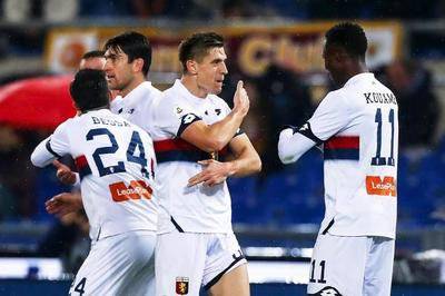 包含帕尔马迎战热那亚，争夺保级机会的词条