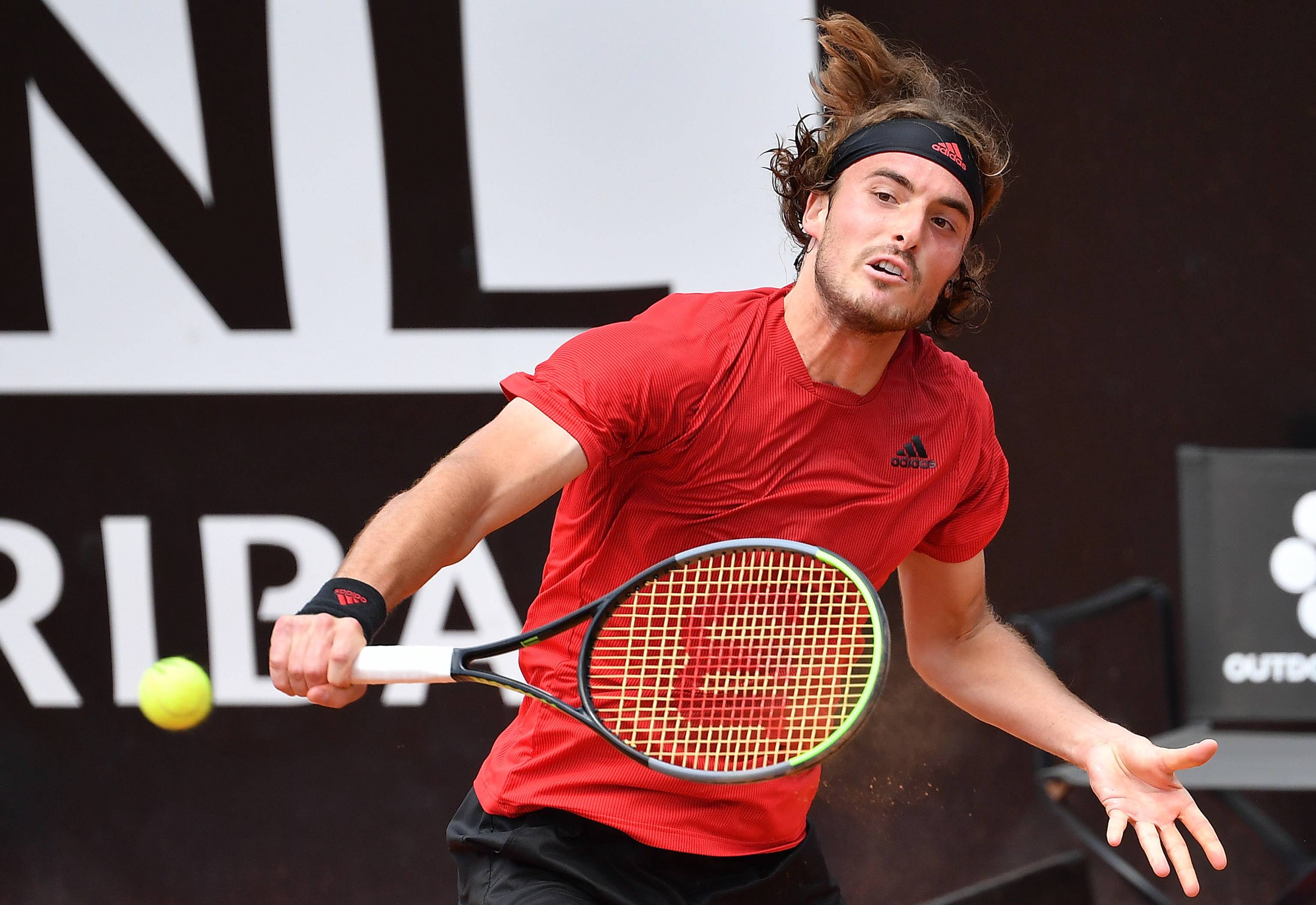 关于法网逆转ATP总决赛，西西帕斯关键制胜的信息