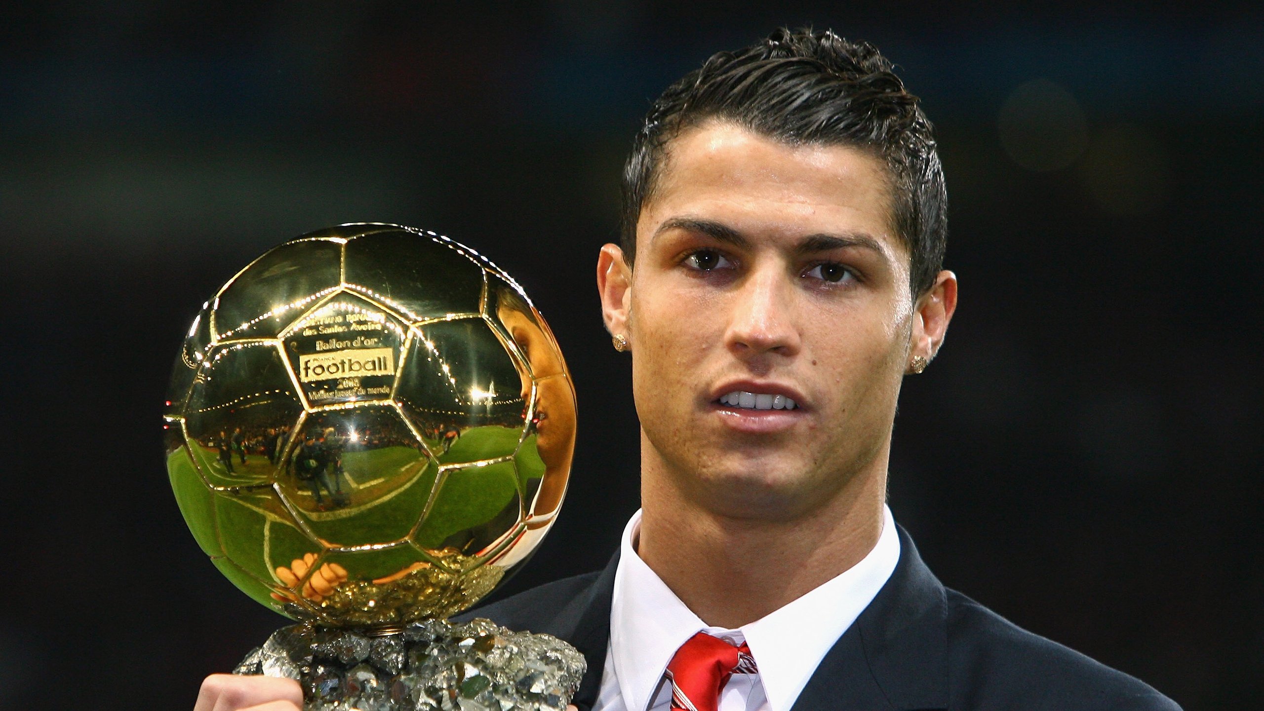 北欧风暴提前终结悬念？德甲争冠战竟成瑞典瑞士暗战