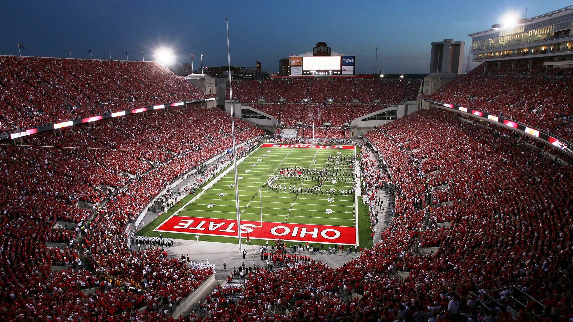 铁闸无声,洪流有岸,门迪的不掉线哲学与欧冠淘汰赛的终极安全感